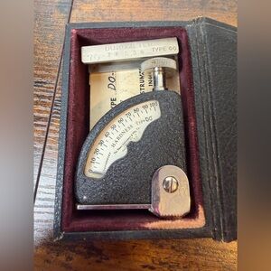 Shore Instrument & Mfg. Co. Vintage Type 00 hardness durometer in box.
 1957